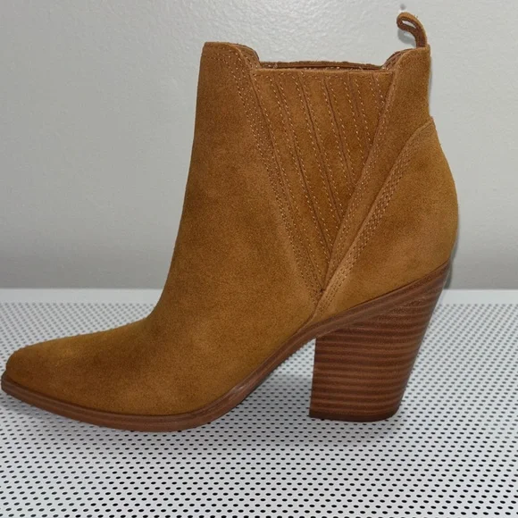 🆕 NWOT Marc Fisher Gadri Rhum Suede Ankle Booties - Picture 6 of 9